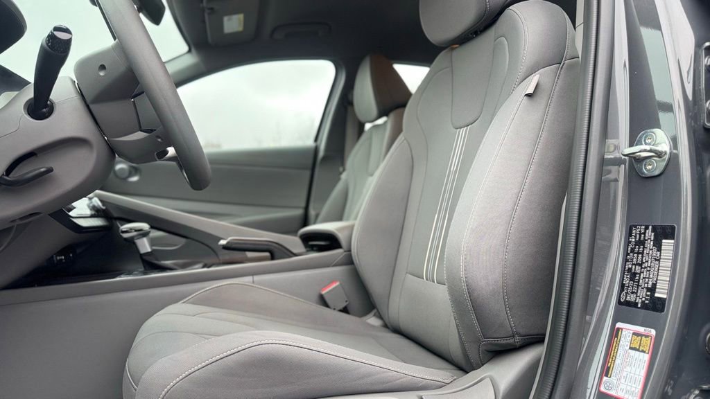 Certified 2024 Hyundai Elantra SEL image 18