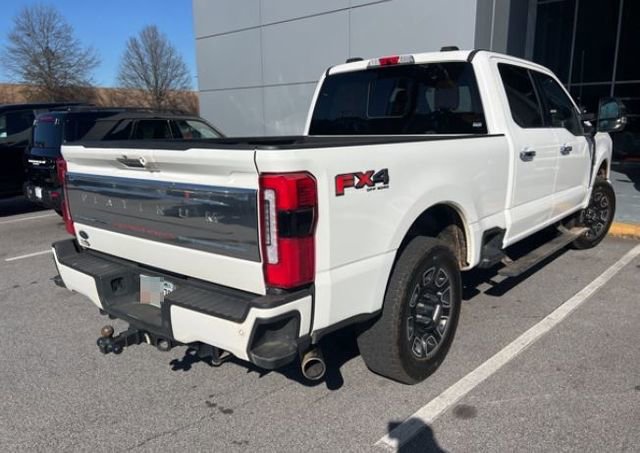 Used 2024 Ford F250 Platinum w/ FX4 Off-Road Package image 4