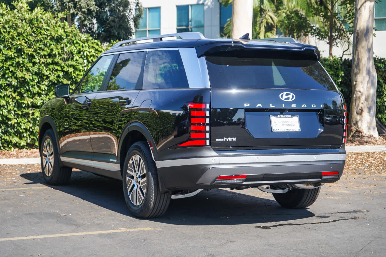 New 2026 Hyundai Palisade FWD Hybrid image 4