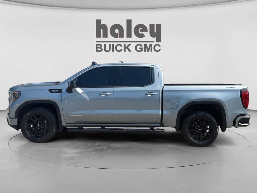 Used 2023 GMC Sierra 1500 Elevation w/ Elevation Premium Package AWD/4WD image 2