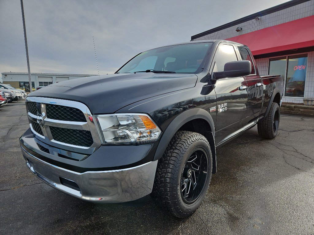 Used 2015 RAM 1500 Classic SLT image 8