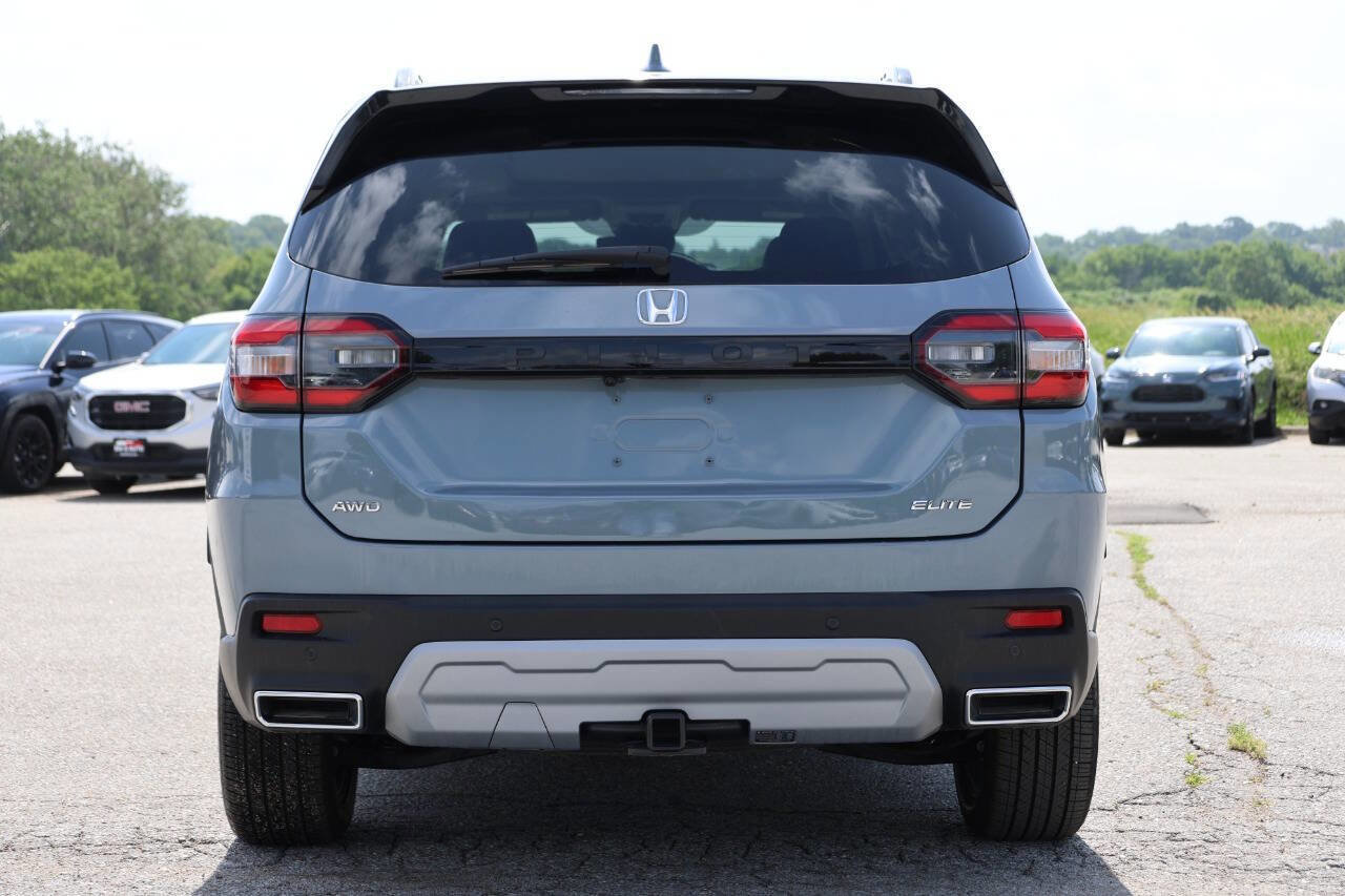 Used 2025 Honda Pilot Elite image 10