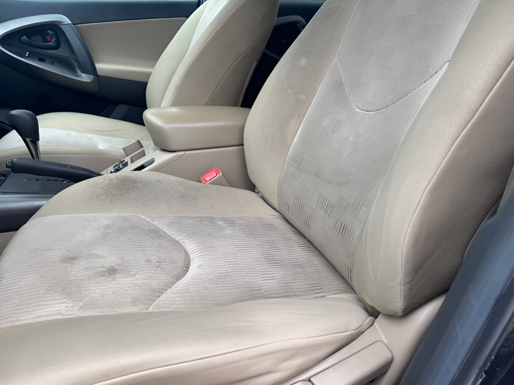 Used 2011 Toyota RAV4 4WD w/ Preferred Premium Pkg image 14