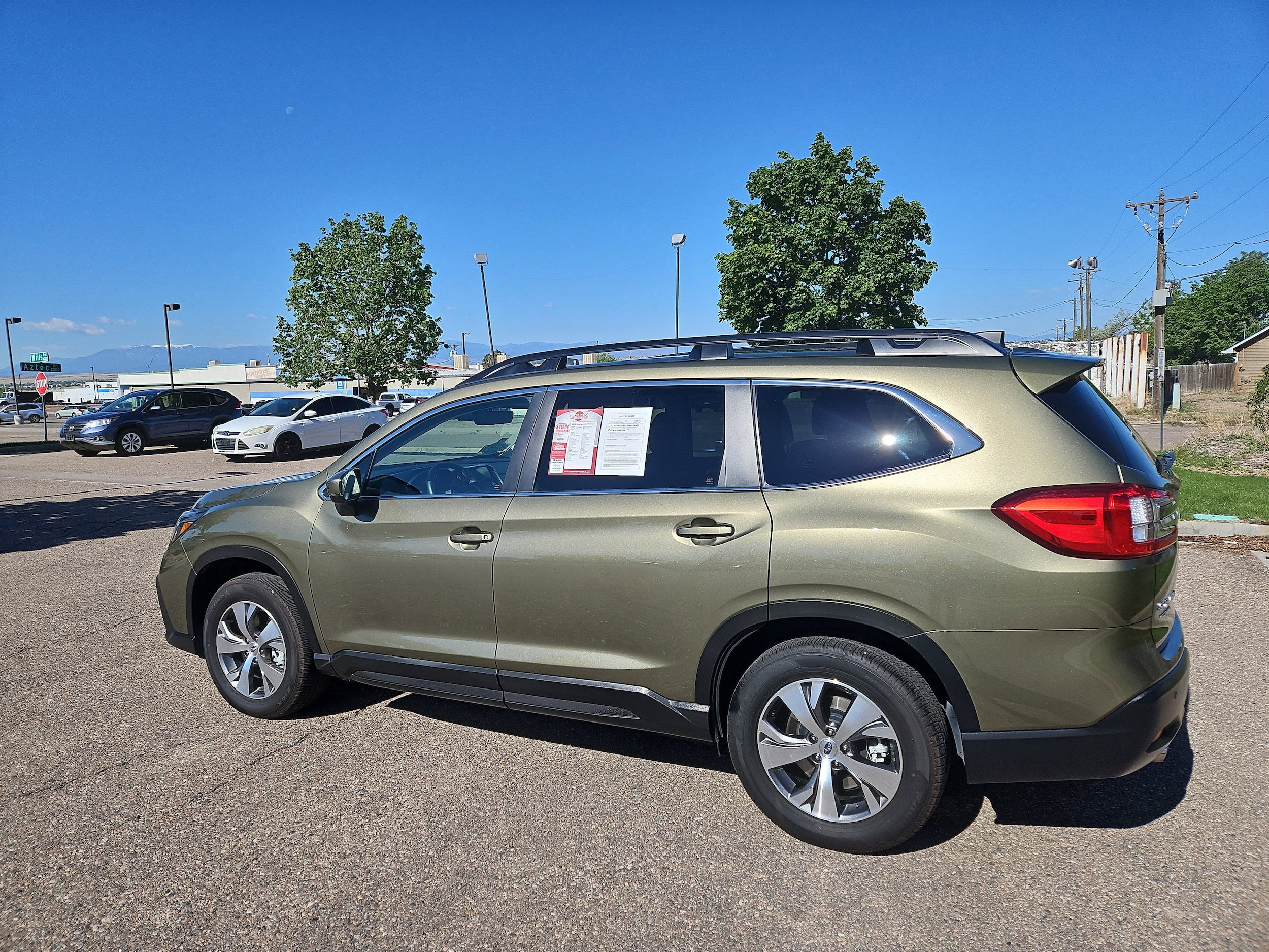 Used 2025 Subaru Ascent Premium AWD/4WD image 5