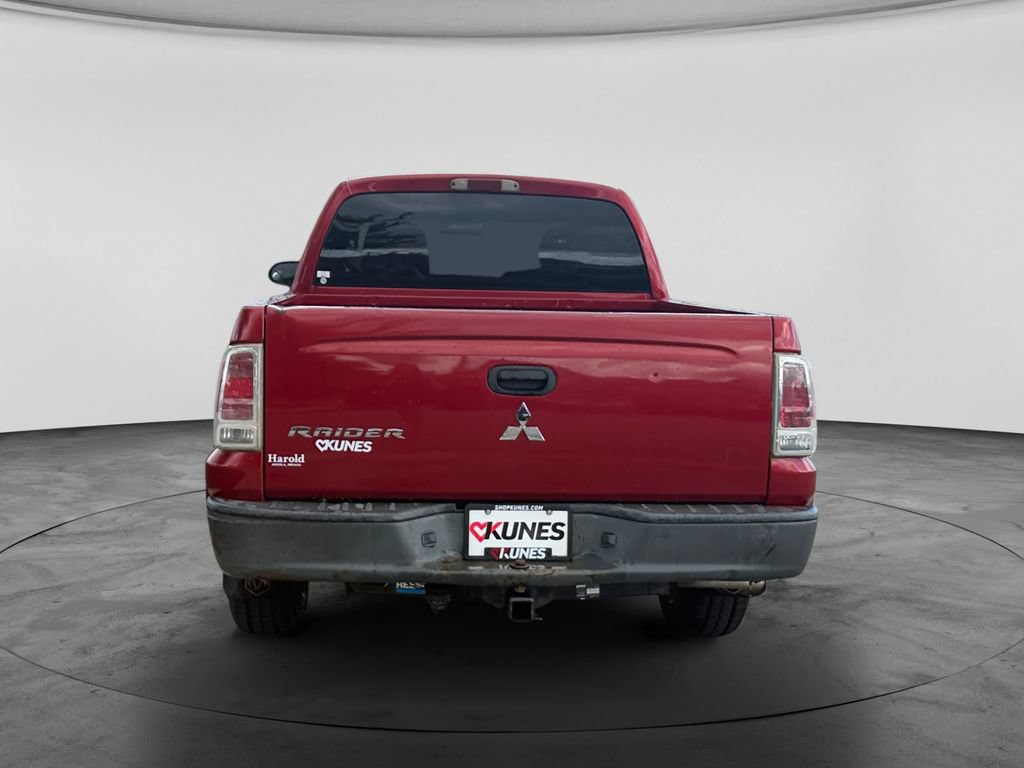 Used 2006 Mitsubishi Raider LS AWD/4WD image 8