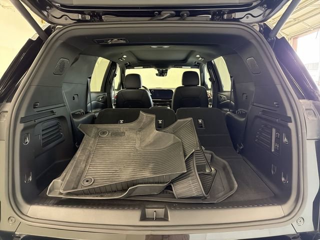 Used 2024 Chevrolet Traverse RS w/ LPO, Floor Liner Package image 16