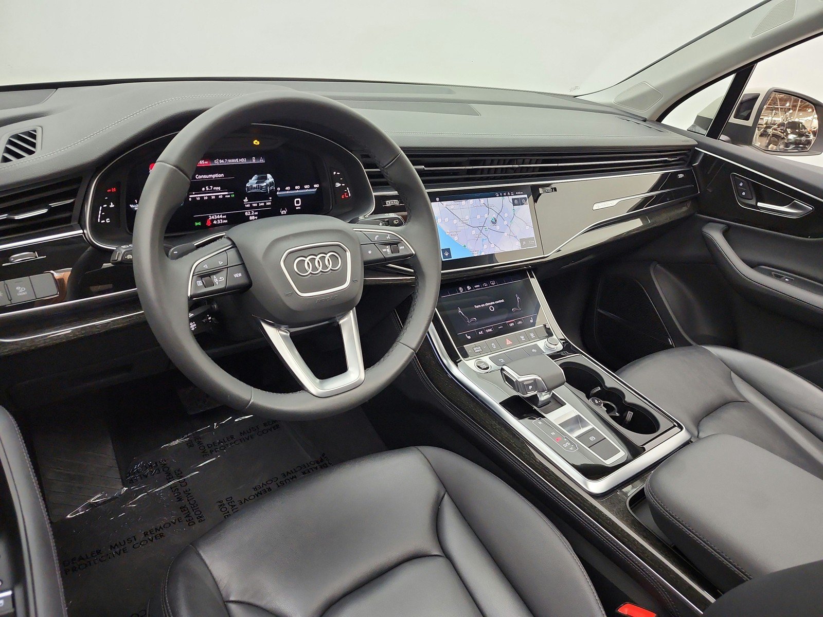 Used 2023 Audi Q7 2.0T Premium Plus w/ Premium Plus Package AWD/4WD image 14
