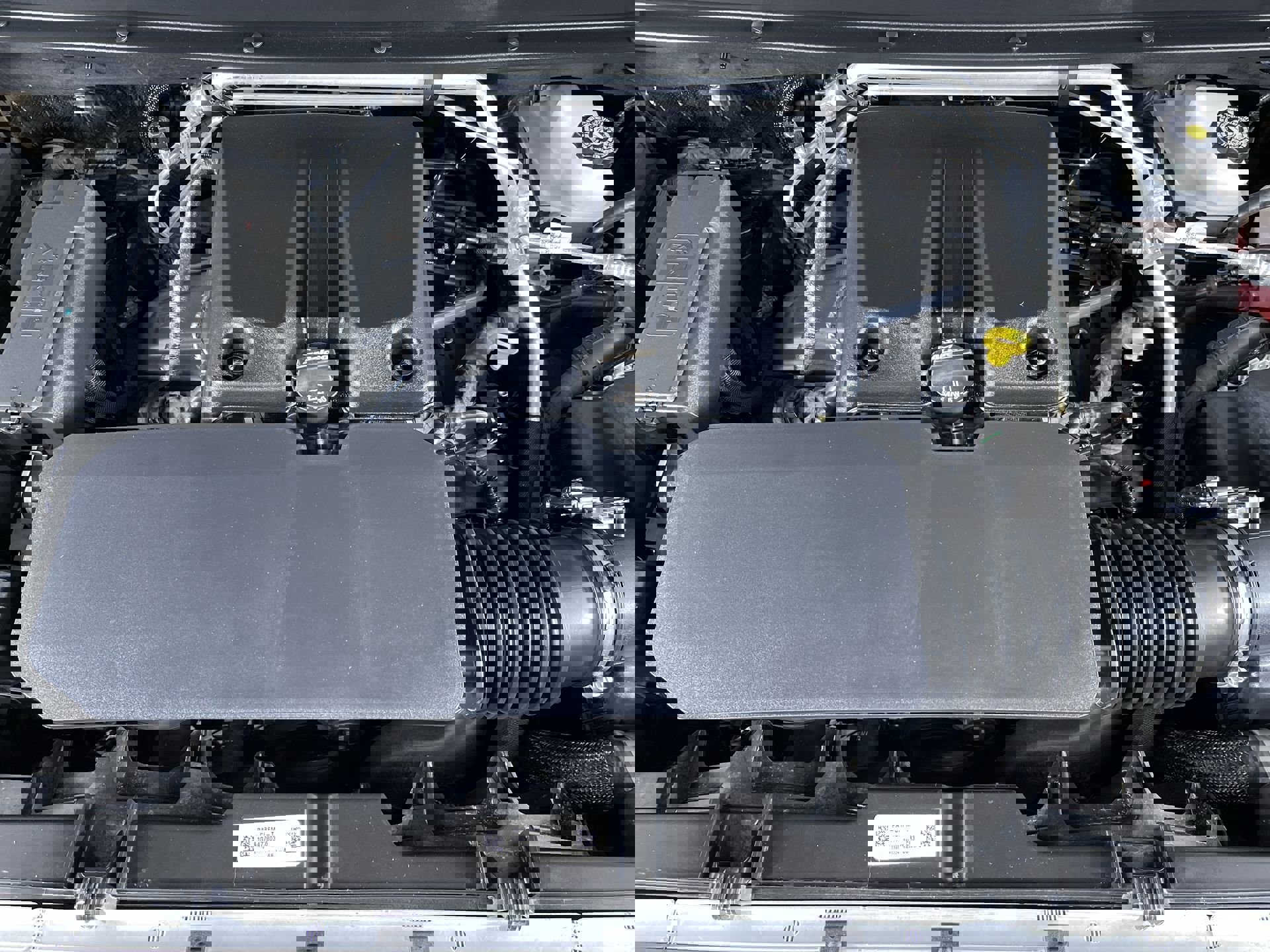 Used 2024 GMC Canyon Elevation image 28