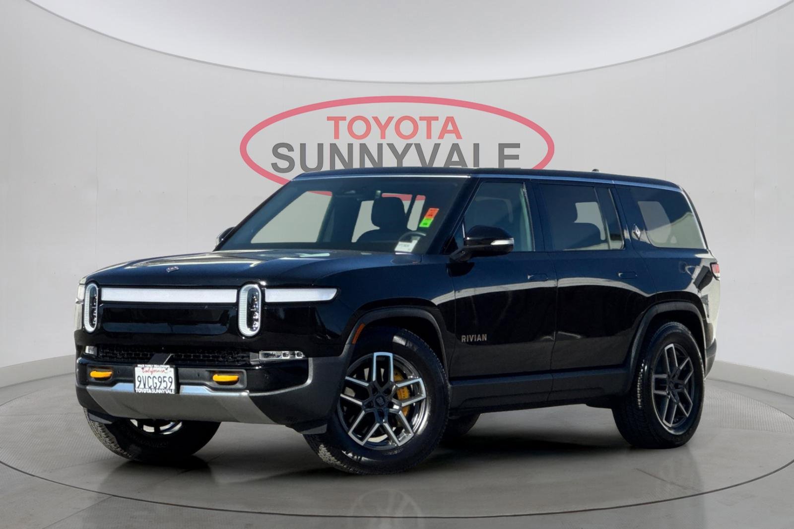 Used 2023 Rivian R1S Adventure
