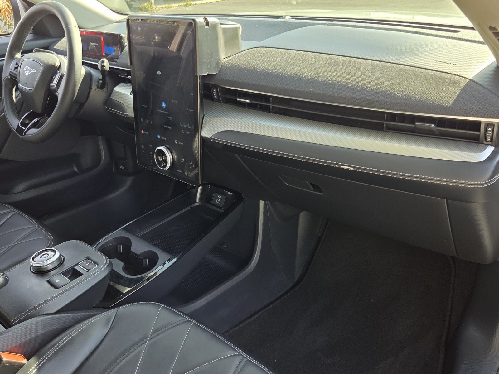 Used 2022 Ford Mustang Mach-E Select RWD image 16