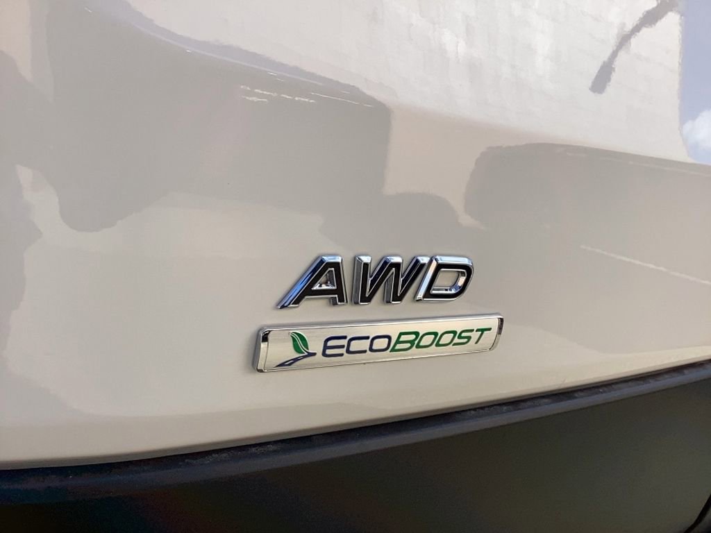 Used 2025 Ford Transit 250 Low Roof AWD w/ Load Area Protection Package image 25