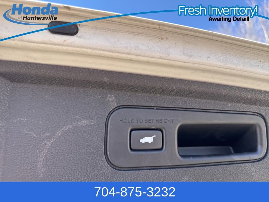 Used 2024 Honda Odyssey Sport image 11