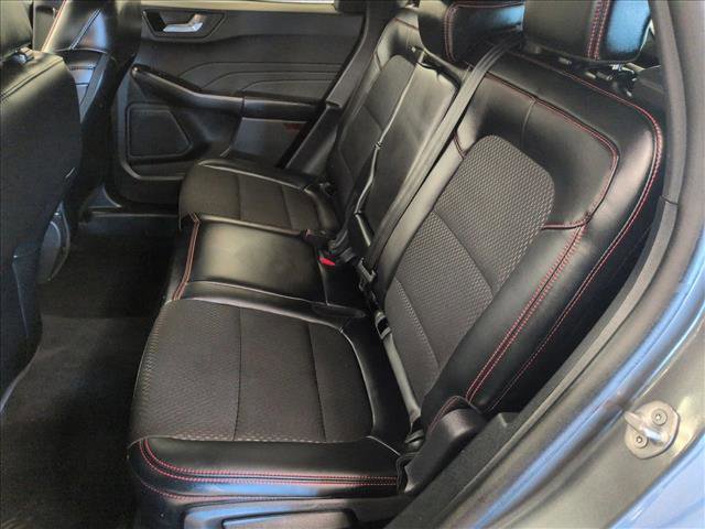Used 2025 Ford Escape ST-Line image 18