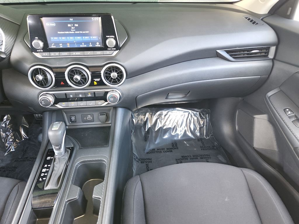 Used 2025 Nissan Sentra S FWD image 16