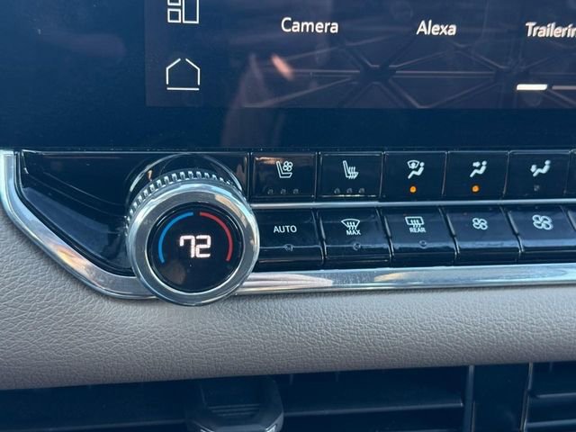 Used 2024 GMC Canyon Denali image 24