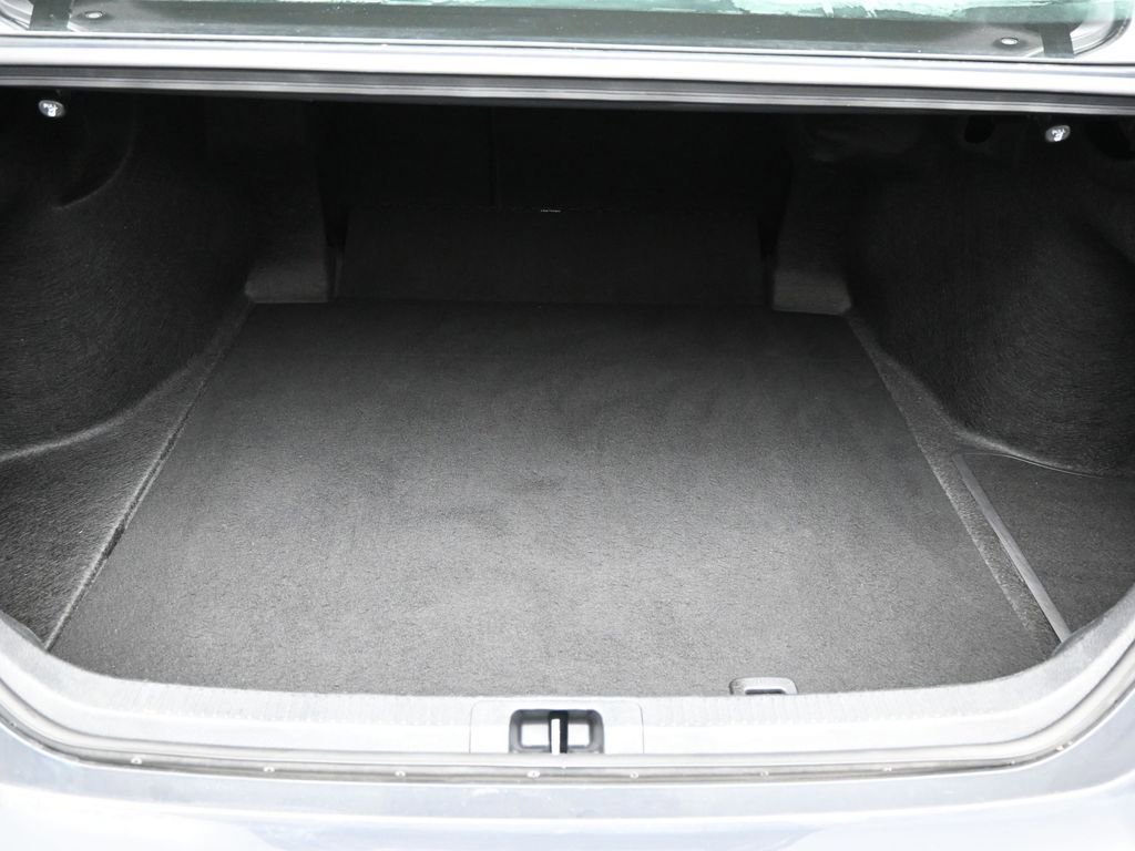 Used 2025 Toyota Camry LE image 31