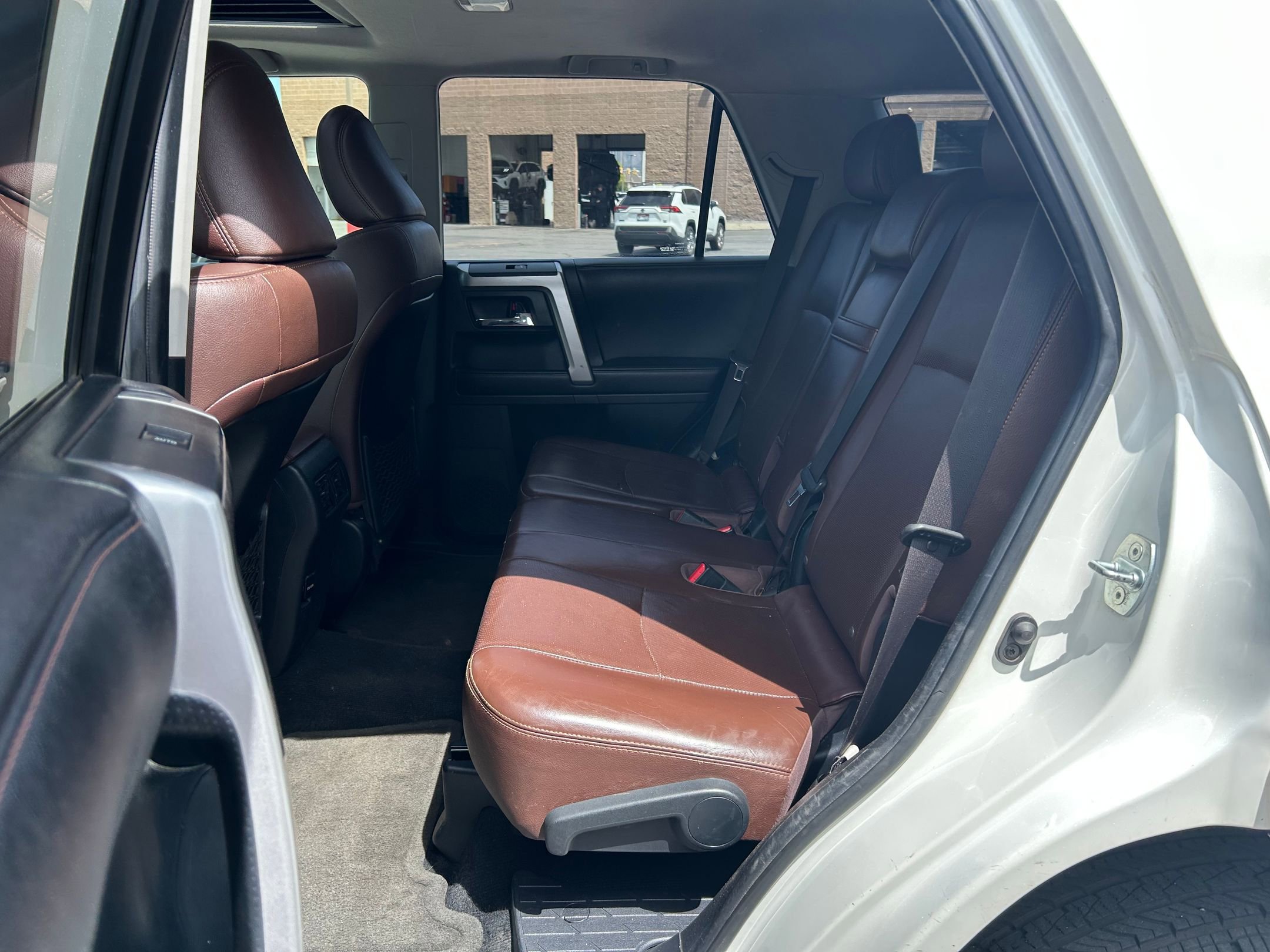 Used 2017 Toyota 4Runner Limited AWD/4WD image 25