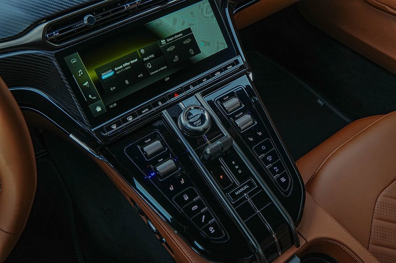 New 2026 Aston Martin V8 Vantage S image 25