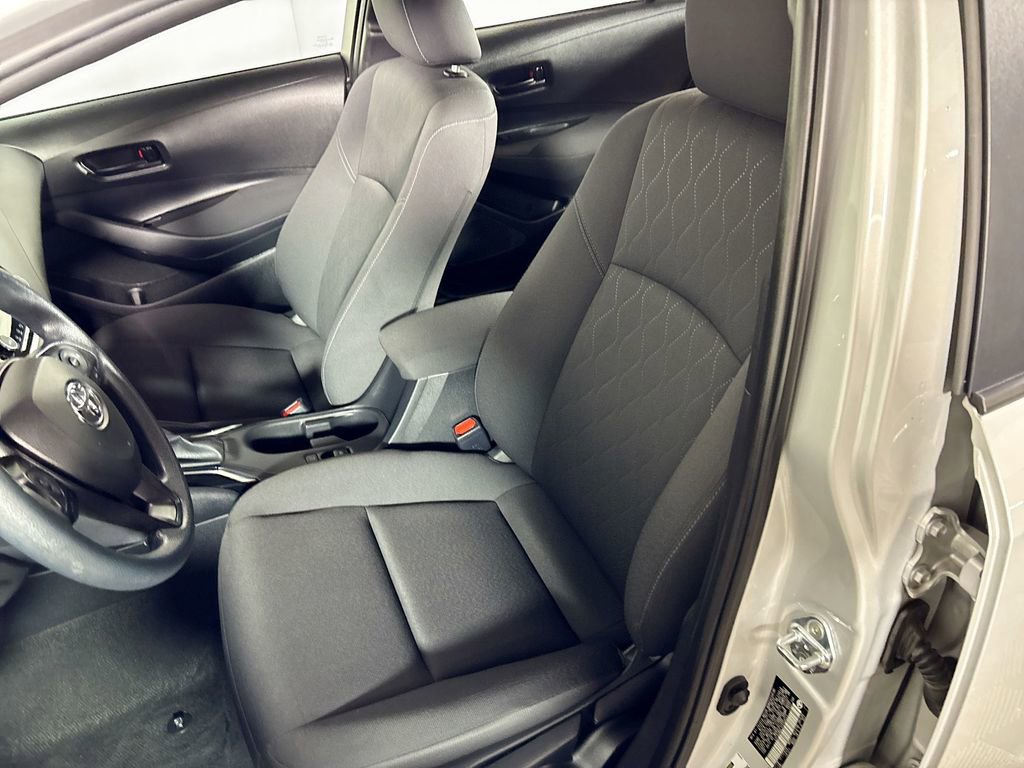 Used 2023 Toyota Corolla LE image 11