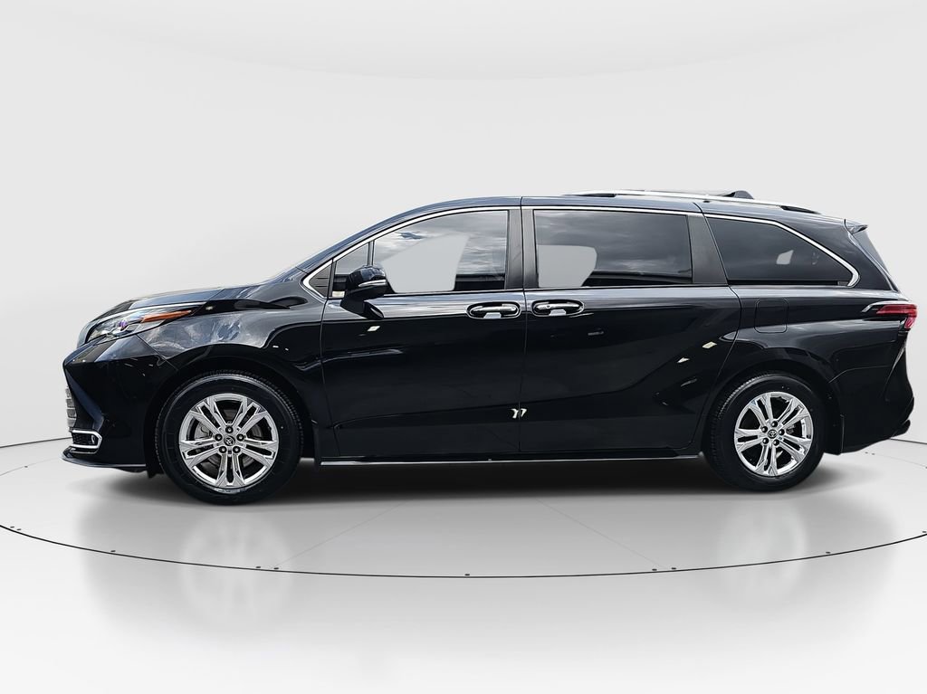 Certified 2022 Toyota Sienna Platinum image 8