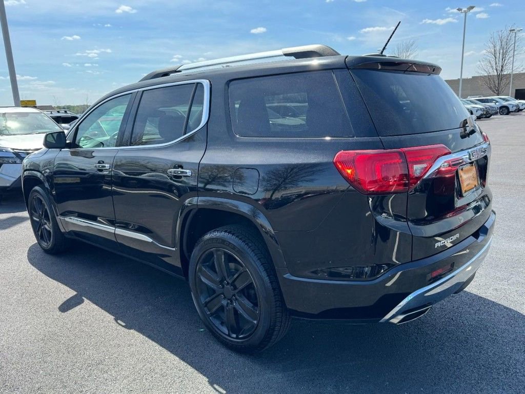 Used 2017 GMC Acadia Denali w/ Technology Package image 5