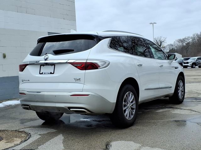 Used 2023 Buick Enclave Essence image 6