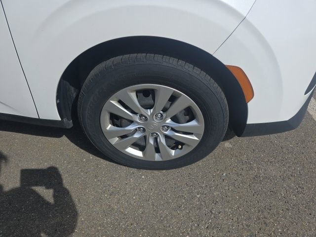 Used 2021 Kia Soul LX FWD image 3