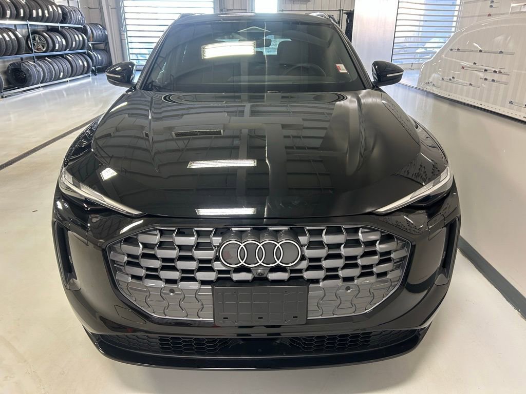 Used 2025 Audi Q5 Premium w/ Convenience Package AWD/4WD image 24