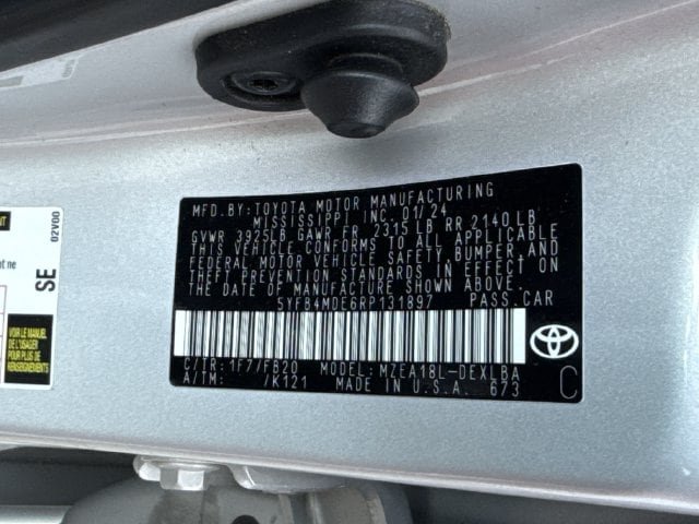 Used 2024 Toyota Corolla LE FWD image 32