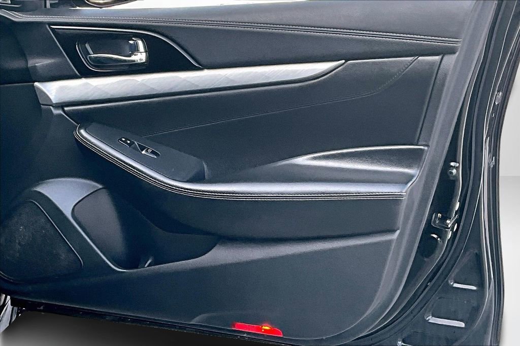 Used 2017 Nissan Maxima 3.5 SL image 27