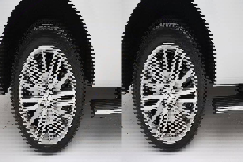 Used 2022 Ford Expedition Limited image 10