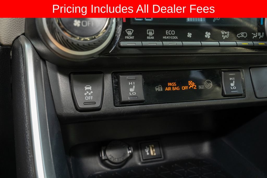 Used 2023 Toyota RAV4 XLE Premium AWD/4WD image 16