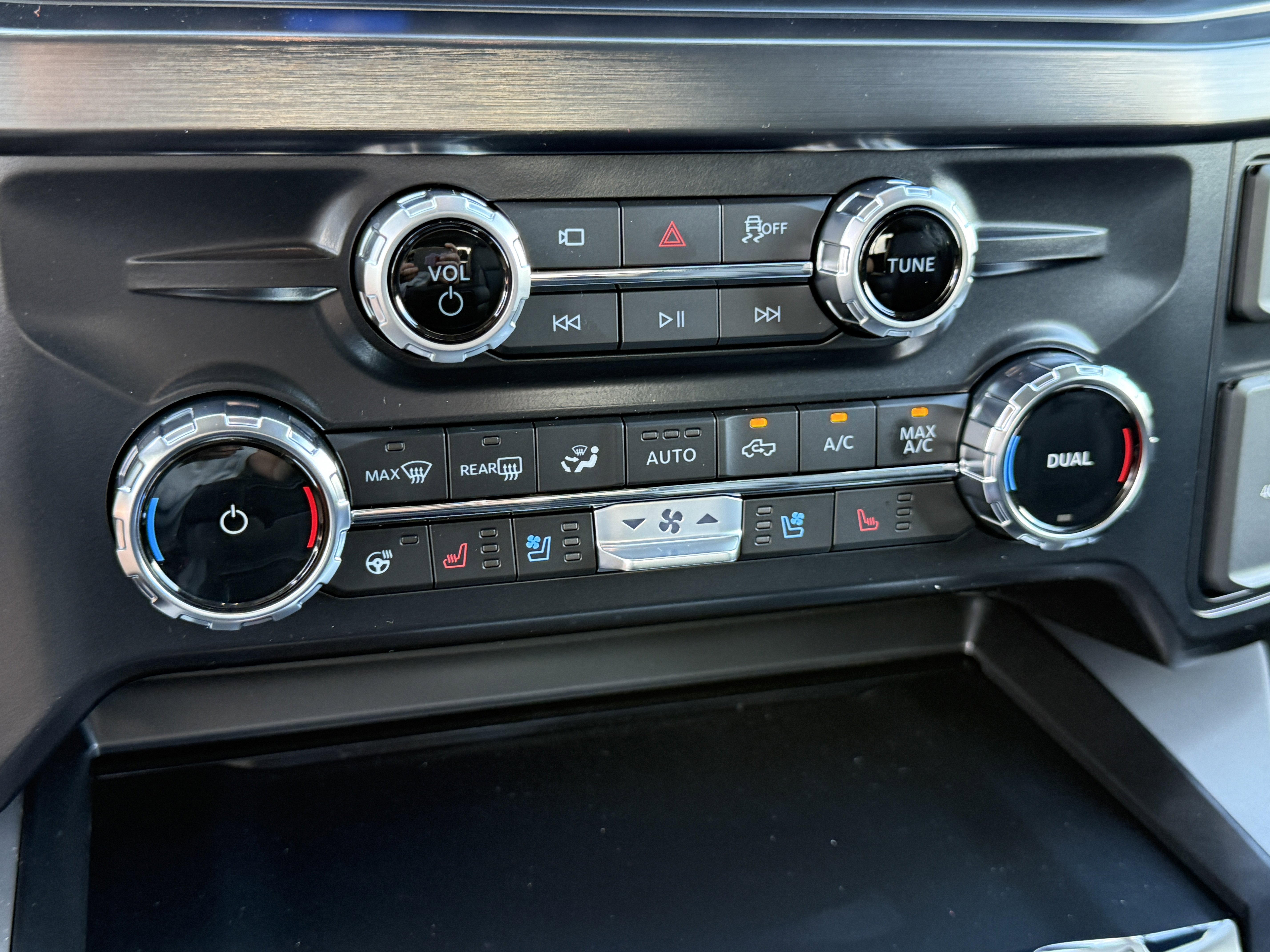 New 2026 Ford F250 Lariat image 23