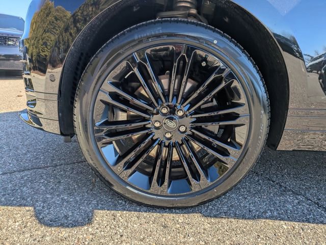 New 2026 Land Rover Range Rover Velar Dynamic SE image 21