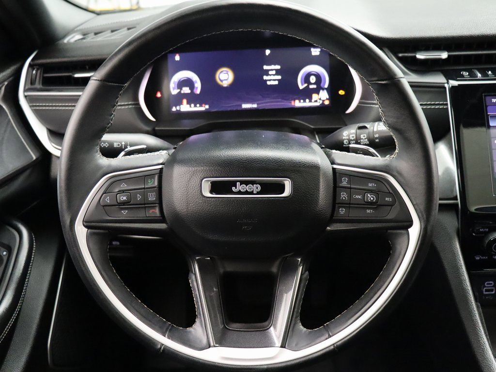 Used 2022 Jeep Grand Cherokee Altitude image 17