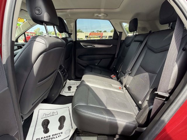 Used 2019 Cadillac XT5 Luxury w/ LPO, Black Ice Package AWD/4WD image 12