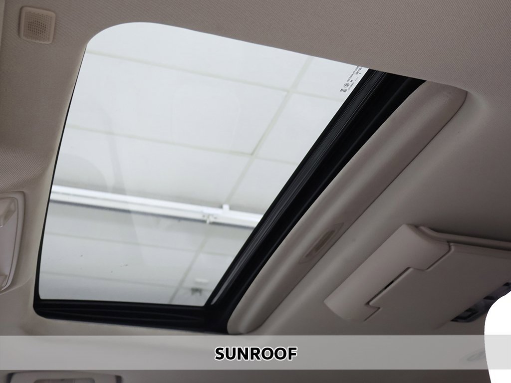 Used 2019 GMC Yukon Denali image 4