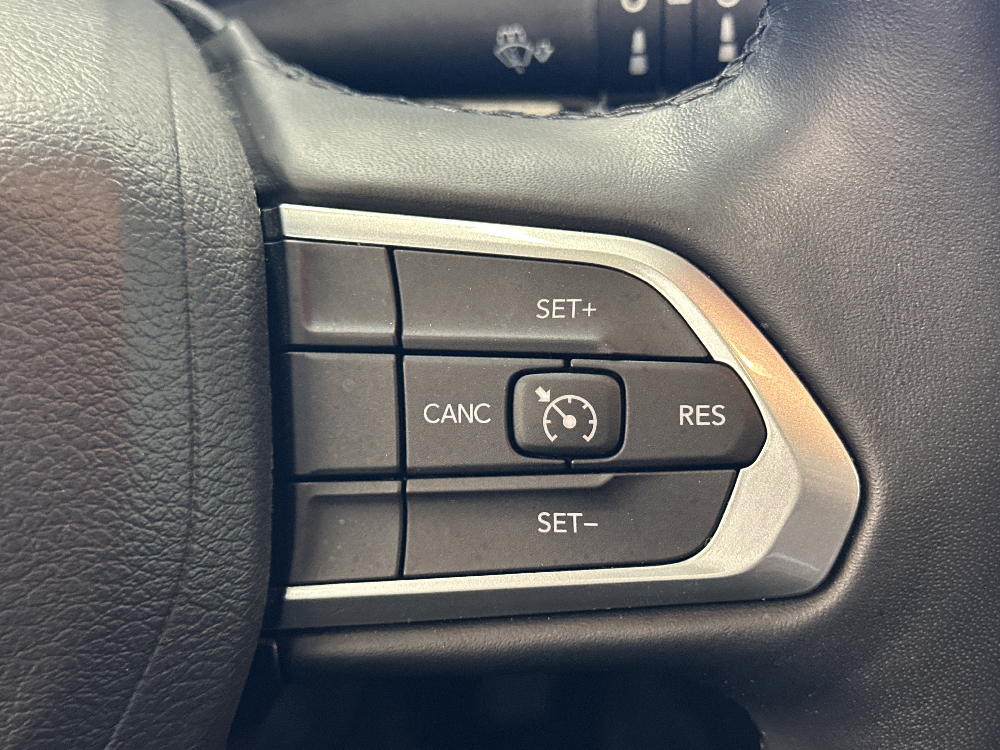 Used 2022 Jeep Compass Latitude w/ Sun and Sound Group image 33