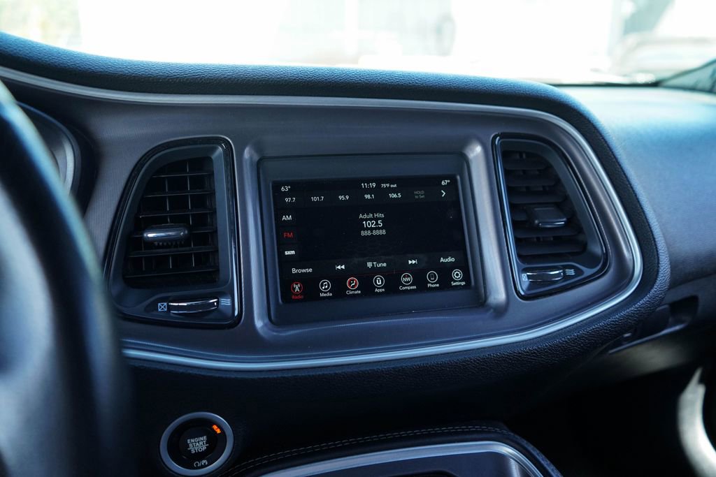 Used 2022 Dodge Challenger R/T image 9