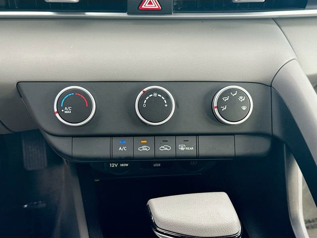 Certified 2026 Hyundai Elantra SE FWD image 15