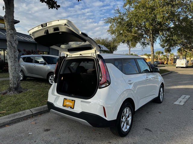 Used 2024 Kia Soul LX w/ Option Group 015 image 21