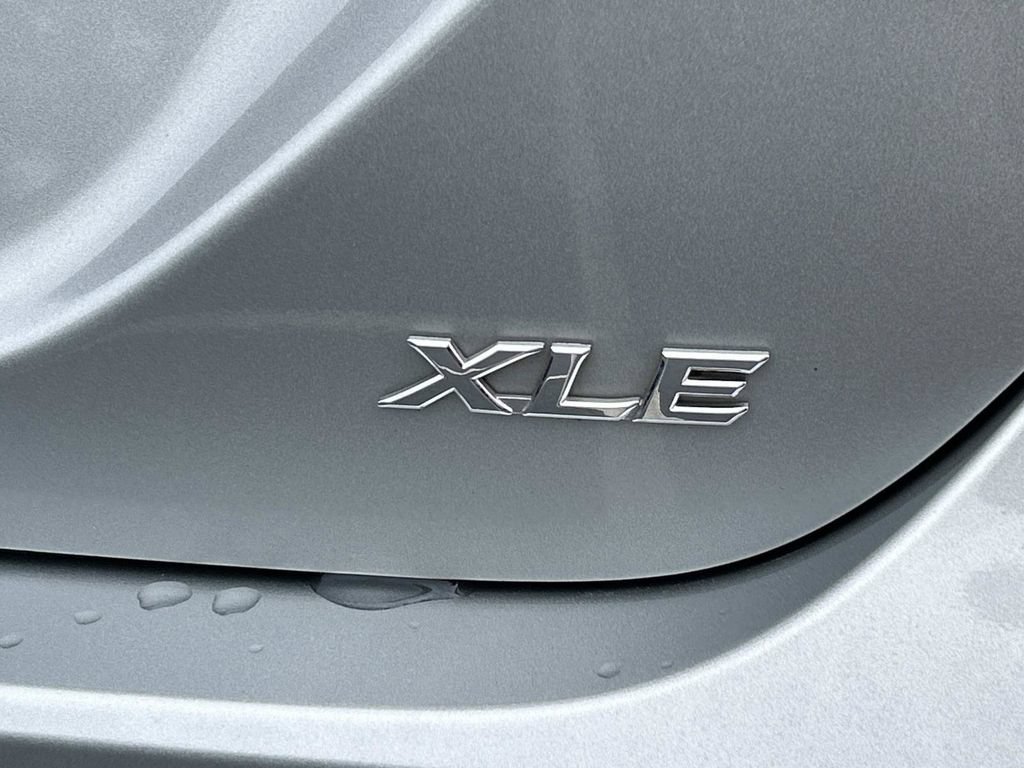 Used 2023 Toyota Camry XLE FWD image 26