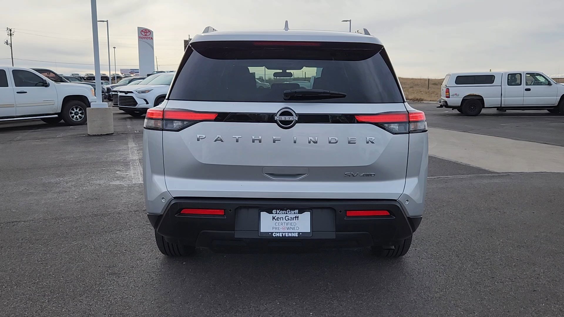 Used 2024 Nissan Pathfinder SV image 21