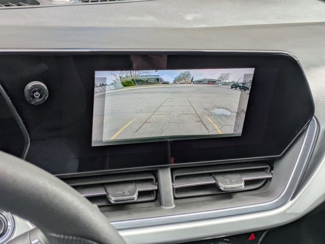 Used 2025 Chevrolet Trax LT image 19