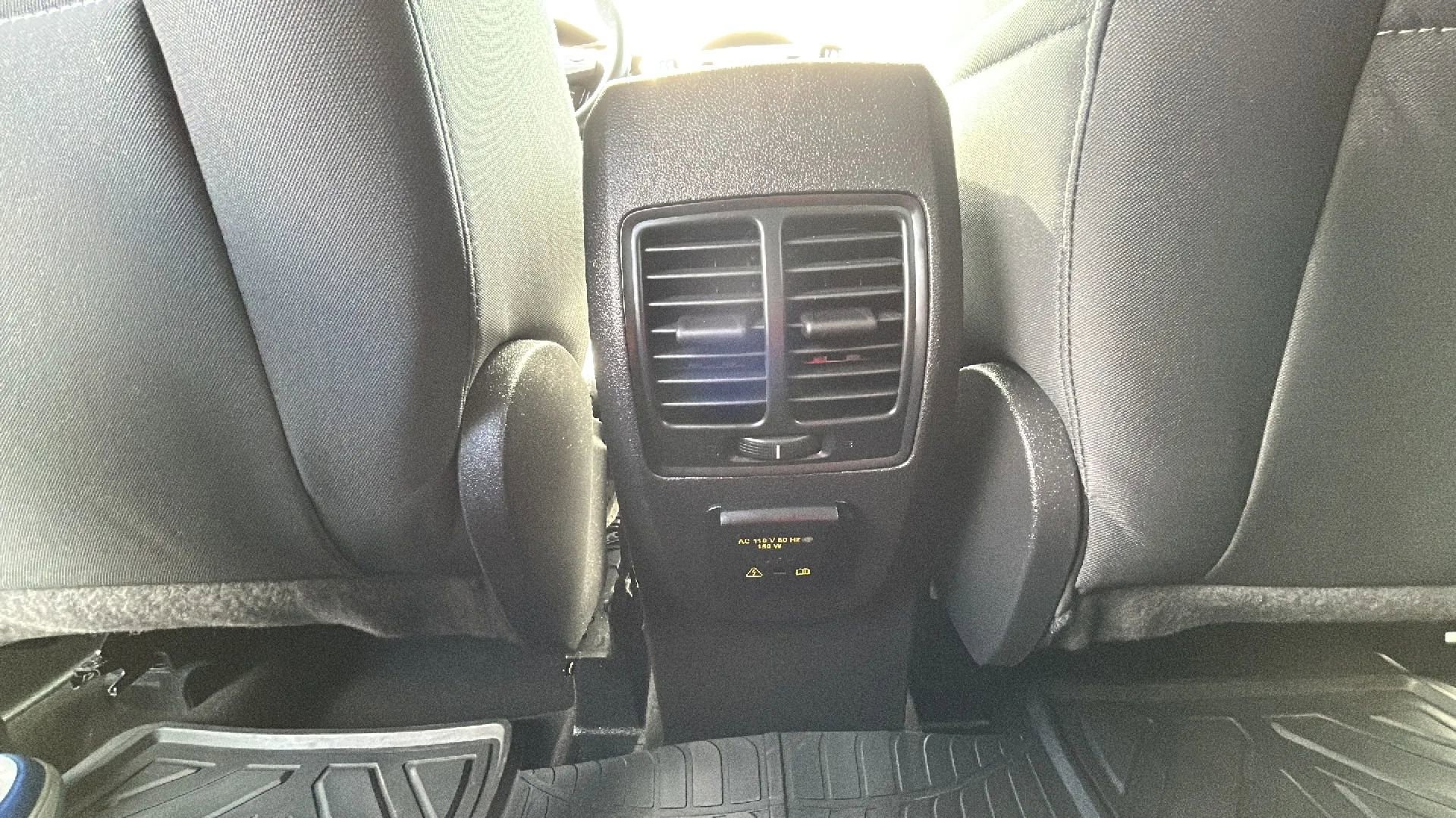 Used 2017 Ford C-MAX SE w/ Interior Protection Package FWD image 46