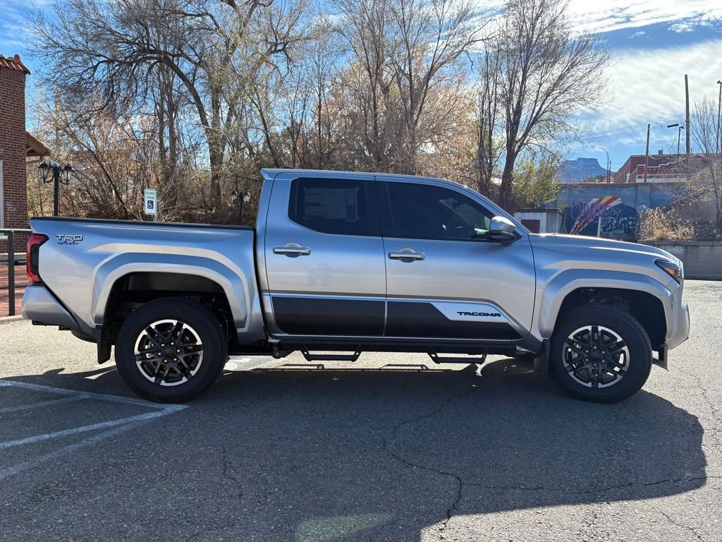 New 2025 Toyota Tacoma TRD Sport image 6