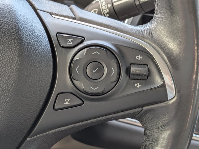 Certified 2020 Buick Enclave Premium w/ Sun and Sites Package FWD image 33