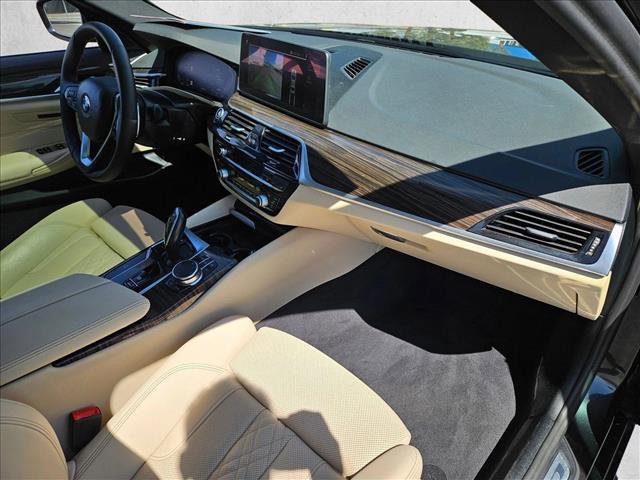 Used 2023 BMW 530i w/ Convenience Package image 21