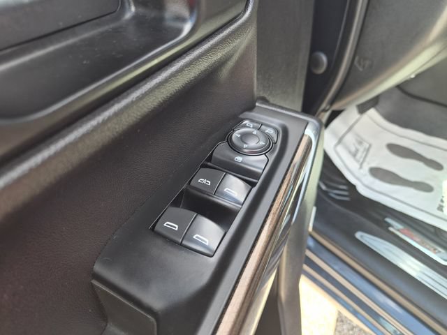 Used 2022 Chevrolet Silverado 1500 RST AWD/4WD image 14