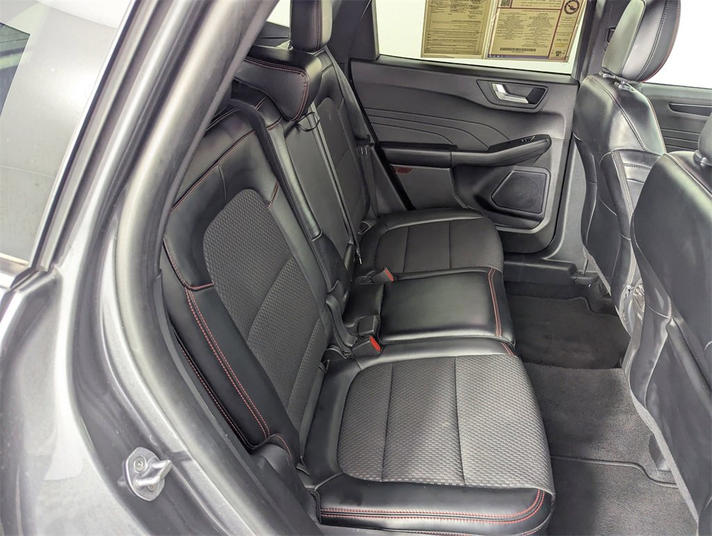 Used 2024 Ford Escape ST-Line image 34